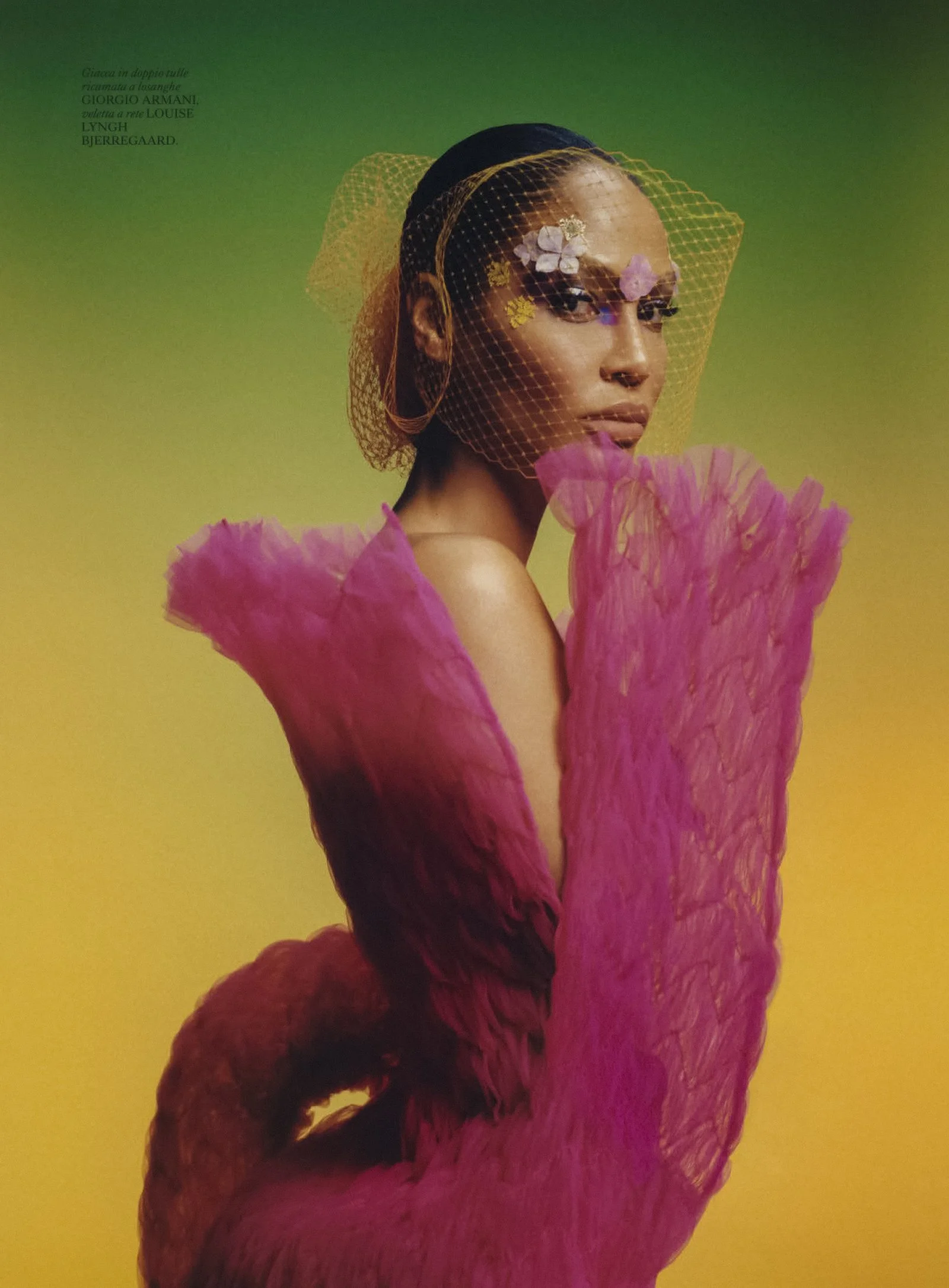女性情報誌 Vogue Mexico Magazine May 2022 Vogue México | Mish Fine Jewelry